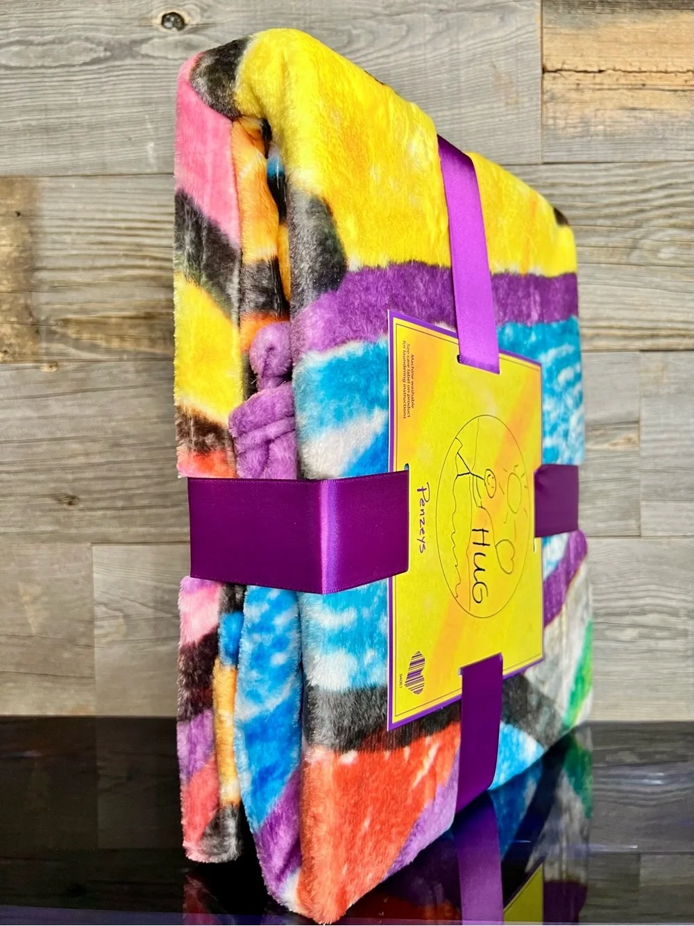 NWT 🆕 Blanket - Silky-soft ‘Hug’ Throw Fleece, Tie-Dye, Colorful, Cozy, Plush